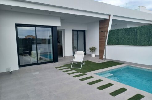 2 bed 2 bath villa in Senorio de Roda (SDH/BBH0027)