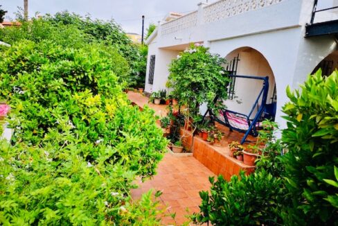 4 bed 2 bath villa in El Carmoli (SDH/MGEL22)