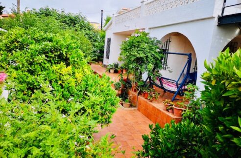 4 bed 2 bath villa in El Carmoli (SDH/MGEL22)