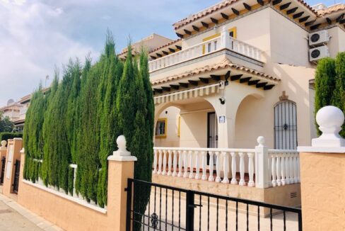 2 bed 2 bath villa in Dehesa de Campoamor (SDH/MGLCB20)